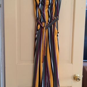 Size small women's jumpsuit summer